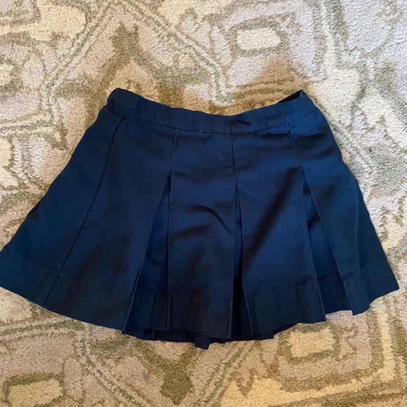 Lands’ End Girls (6) Navy Uniform Bundle - Picture 3 of 5